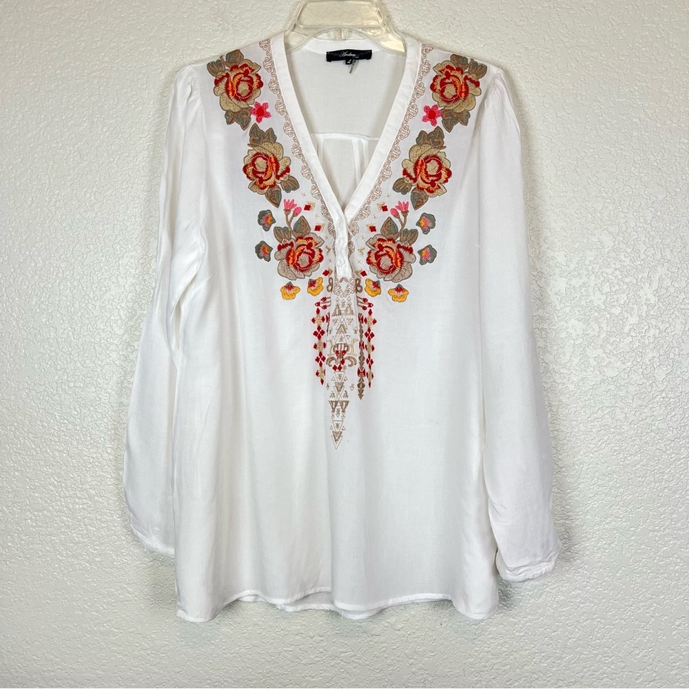 Andrée By Unit Floral Embroidered Tunic Top White Size Large